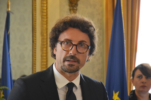 Toninelli torna a parlare di Genova: &quot;Ponte entro il prossimo anno e città più forte di prima&quot;