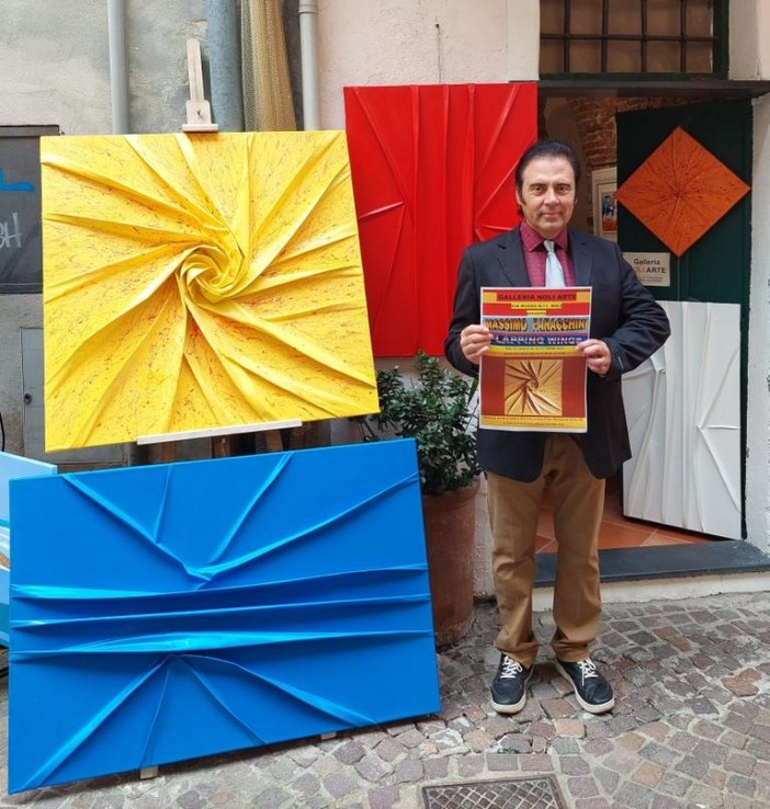 Alla galleria &quot;NoliArte&quot; la personale di Massimo Paracchini intitolata “Flapping Wings”