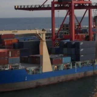 Savona, ispezione della Guardia Costiera a bordo della nave Soraya: imbarcazione detenuta per gravi irregolarità