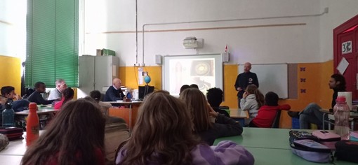 Navigare con le stelle, Assonautica incontra la scuola primaria &quot;Mazzini&quot; di Savona