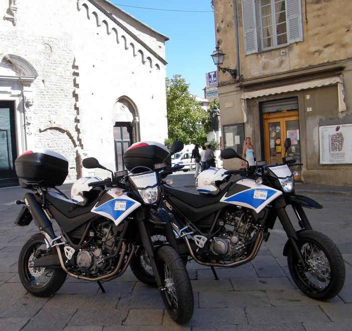 Albenga: due nuovi mezzi per la municipale. La criminalità &quot;ha le ore contate&quot;