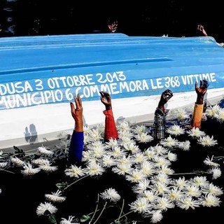 Ad Albissola Marina flashmob per ricordare il naufragio di Lampedusa