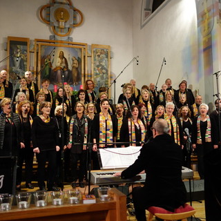 Gemellaggio in piena attività: a Pietra Ligure concerto del coro gospel “Swinging Spirit” proveniente da Offenburg