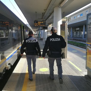 L'attività della Polfer sui treni e nelle stazioni nel ​periodo estivo: 17 arresti e 152 denunce