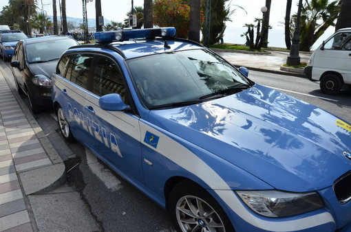 Smascherata un'attività abusiva di meccanica e carrozzeria tra Borghetto e Balestrino