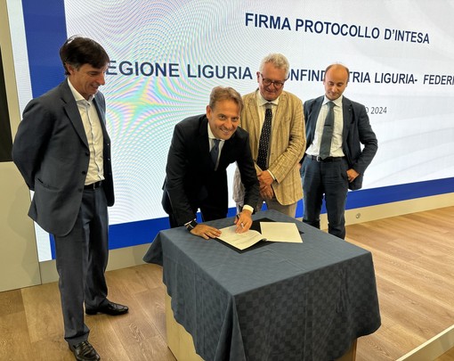 Stretta di mano tra Regione Liguria, Confindustria e Federmanager nel nome della competitività d’impresa (VIDEO)