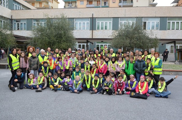 A Loano riparte il Pedibus: aperte le iscrizioni per alunni e volontari accompagnatori