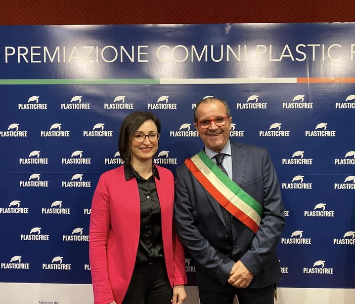 Plastic Free, il comune di Millesimo premiato a Milano (FOTO)