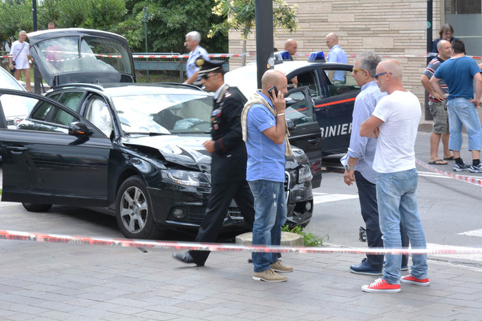 Sparatoria di Pietra Ligure, parla la moglie del ferito:&quot;Mio marito ha pensato ai bambini&quot;