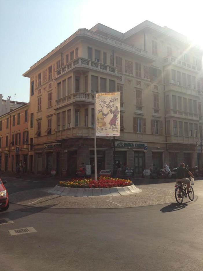 Piazza del Popolo, Albenga