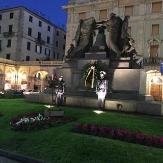 Sui 21 rintocchi del Monumento ai Caduti Savona celebra la “Giornata della Memoria”