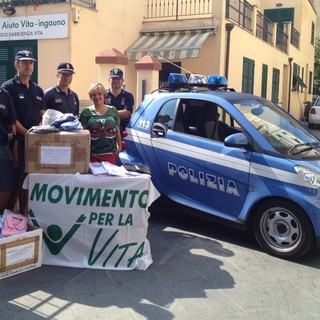 Materiale contraffatto donato al centro vita ingauno