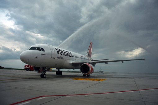 Aeroporto di Genova dopo la lettera di Enac a Volotea: &quot;Partnership con il vettore importante&quot;