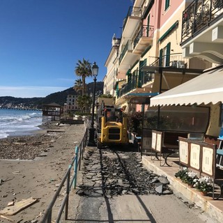 Lavori in corso ad Alassio: prosegue l'intervento su Passeggiata Baracca (FOTO)