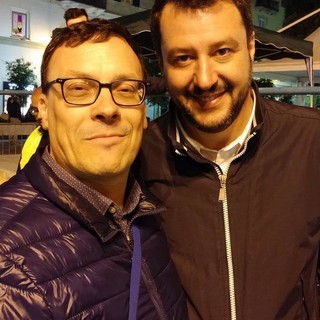 Roberto Paolino (segretario dalla Lega Finale-Pietra) con Matteo Salvini