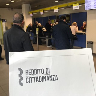 Reddito di cittadinanza, Toti e Berrino: &quot;Un fallimento, in Liguria neanche tremila contratti su trentamila persone&quot;