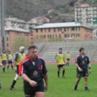 Rugby: il CuneoPedona torna a vincere sotto  il diluvio contro  l’Amatori Genova