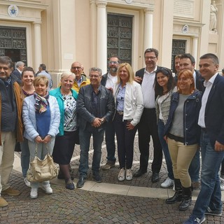 Elezioni Pietra, il sottosegretario alla presidenza del Consiglio Giancarlo Giorgetti lancia Sara Foscolo: &quot;Sindaco e onorevole? Sì può fare&quot; (FOTO e VIDEO)