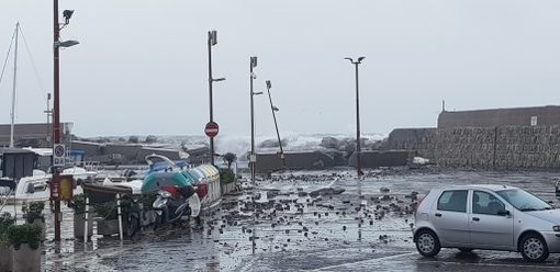 Cedimento della diga al porto di Rapallo: dal Codacons esposto in Procura e lettera al management dello scalo