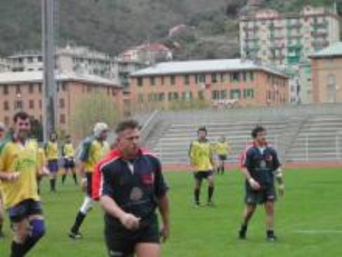 Rugby: il CuneoPedona torna a vincere sotto  il diluvio contro  l’Amatori Genova