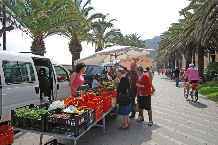 Savona: stop dall'Anva ai mercati straordinari