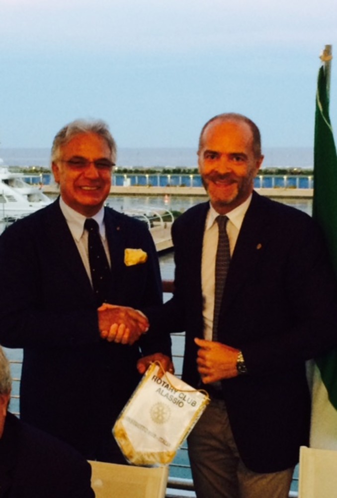 Cambio delle consegne al Rotary di Alassio: il nuovo Presidente Agostino Sommariva subentra a Vincenzo Raimondo