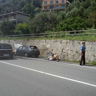 Noli: in fiamme un auto lungo l'Aurelia al km 587 (aggiornamento)