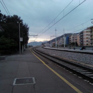 Loano: donna muore sotto un treno, probalile suicidio