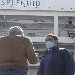 Genova: questa mattina al porto il sopralluogo del Presidente Toti sulla nave 'Splendid' (VIDEO)