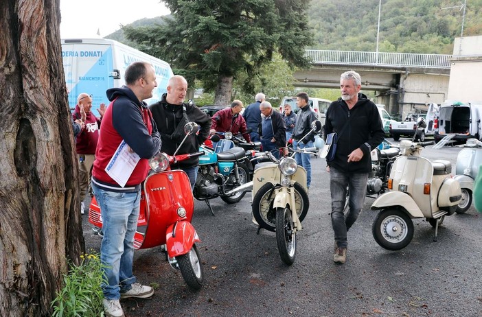 Villanova D'Albenga, al Salone dei Fiori la certificazione di originalità delle moto d'epoca