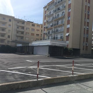 Savona, 40 posti auto gratuiti nell’ex distributore Agip delle Fornaci, Arecco: &quot;Una boccata d’ossigeno per i cittadini&quot; (FOTO)