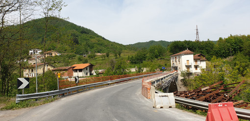 Giungono alla loro ultima tranche i lavori sul ponte Acquafredda di Millesimo