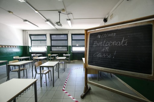 Covid-19, Toti: &quot;Mercoledì in classe più di 148mila studenti liguri, primo anno senza limitazioni da inizio pandemia