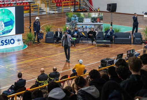 Alassio, successo per l’iniziativa “Sulla Strada Giusta”: hanno partecipato quasi 2mila studenti