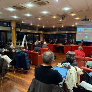 Treni, incontro sulle principali vertenze in corso, Scajola: “Adeguati ristori per chi subisce disagi”