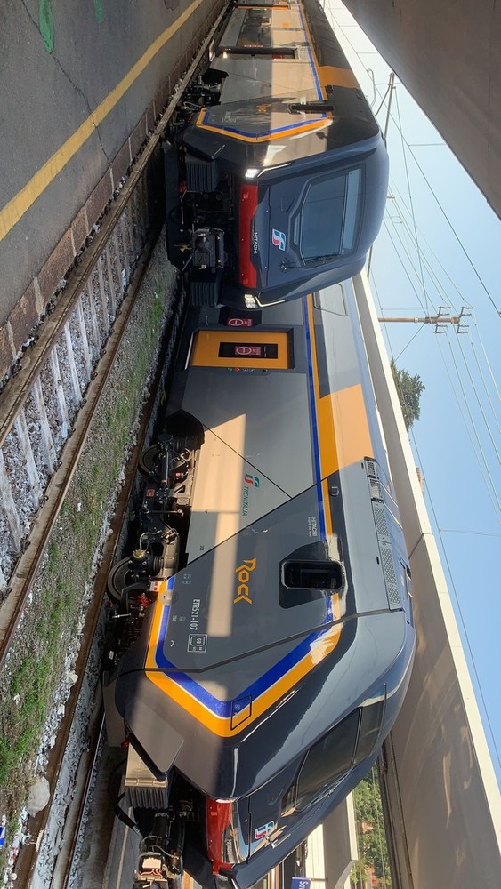 Trenitalia, due nuovi treni Rock sui binari della Liguria