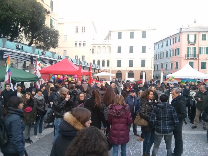 #svegliaitalia, Savona scende in piazza Sisto per le unioni civili