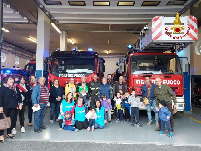 Un pomeriggio con i i vigili del fuoco per i bimbi della Scuola dell'Infanzia “G.B. Vadone” di Quiliano (FOTO)