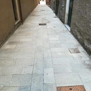 Varazze, terminati i lavori di sistemazione di vico dell'Oro (FOTO)