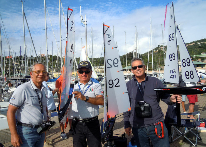 Regata di modellismo velico radiocomandato classe “Dragon Force 65” a Marina di Varazze