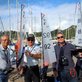 Regata di modellismo velico radiocomandato classe “Dragon Force 65” a Marina di Varazze