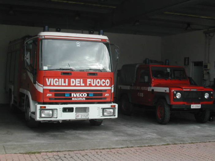 Per il forte vento interventi dei vigili del fuoco a Savona e Spotorno