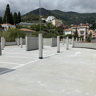 Alassio, domani (29 aprile) apre il terzo livello del parcheggio di via Pera