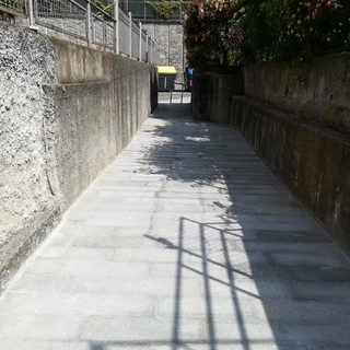 Varazze, pavimentato il collegamento pedonale tra via Cilea e via Carlo Nocelli (FOTO)