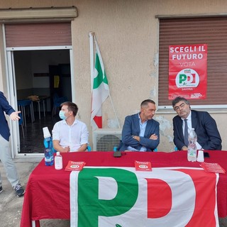 Savona, il deputato del Pd Fiano e il patentino antifascista: &quot;C'è purtroppo un risveglio neofascista, la nostra Costituzione va rispettata&quot; (FOTO e VIDEO)