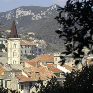 L'ex Tribunale di Finalborgo nuovo contenitore culturale: pubblicato il bando per l'affidamento in concessione