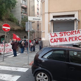 Savona, Villapiana si ferma per l'inaugurazione della sede di CasaPound (FOTO e VIDEO)