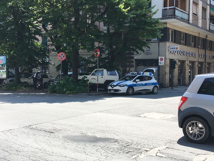 Savona: auto contro moto tra corso Mazzini e via Guidobono