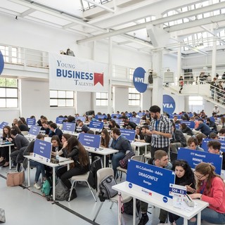 I ragazzi del G. Bruno di Albenga e dell'ITC Falcone di Savona partecipano al concorso Young Business Talents