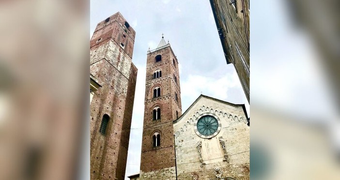 Il Giro d’Italia torna ad Albenga, questa volta più “rosa” che mai